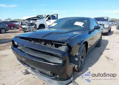 2017 Dodge Challenger Sxt Plus z USA, uszkodzony, nr VIN 2C3CDZAG7HH656516